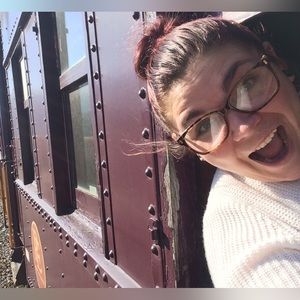 Meet your Posher, Jenn